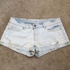 Aeropostale Light Wash Denim Shorts